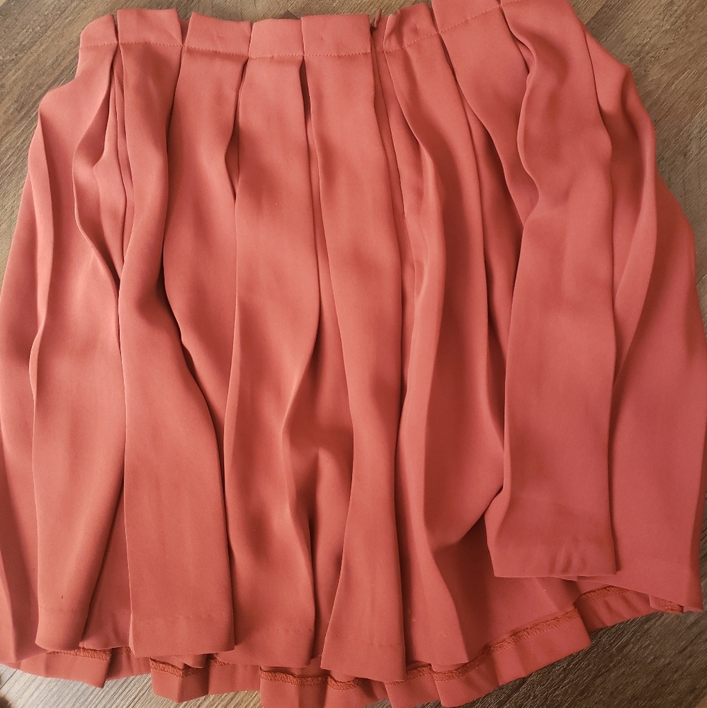 Coral Forever 21 Skirt - Picture 2 of 3